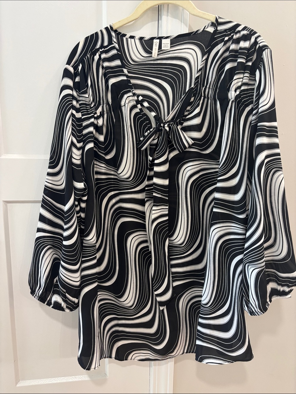 Cato Black & White Swirl Tie-Neck Blouse